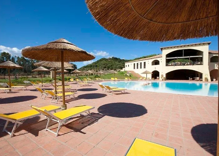 Cala Luas קרדדו