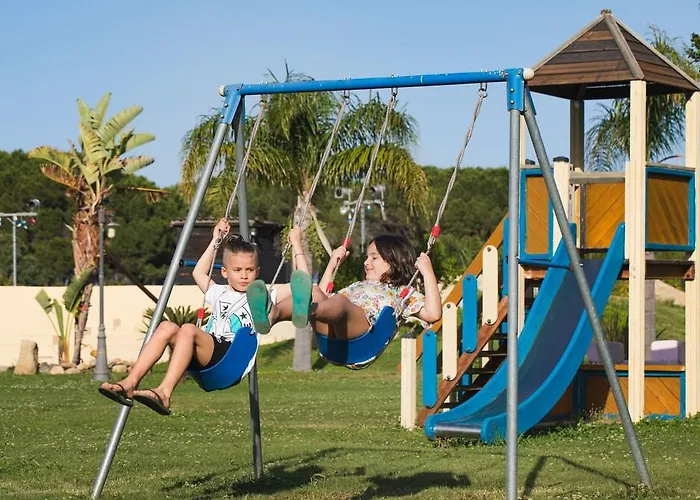 מלון Cala Luas 4*