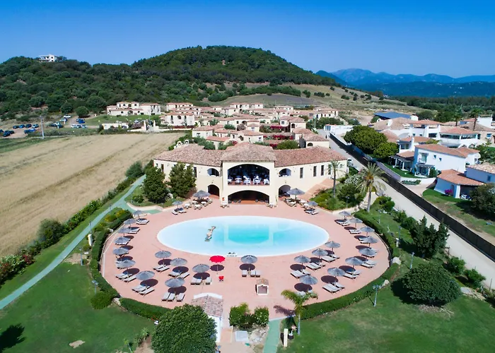 Cala Luas מלון 4*