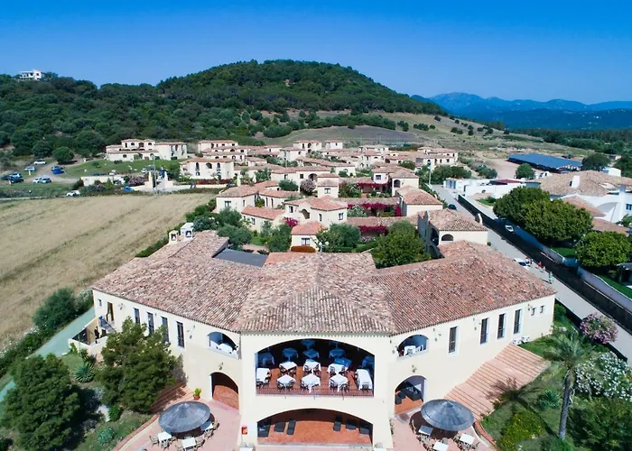 Cala Luas קרדדו