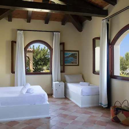 Cala Luas Hotel 4*