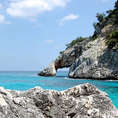 Cala Luas فندق 4*