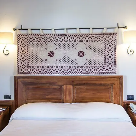 Cala Luas Hotel 4*